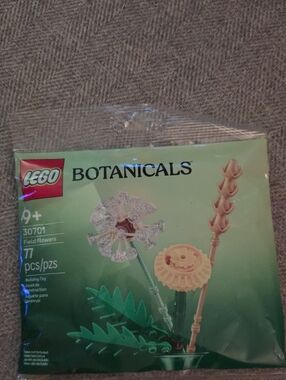 Lego Botanicals Field Flowers - Green, Tan, Translucent 30701